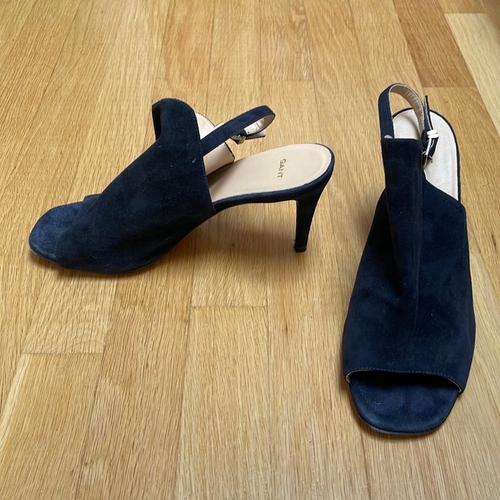 Gant Elisabeth Italian Navy Suede Sling Back Heel